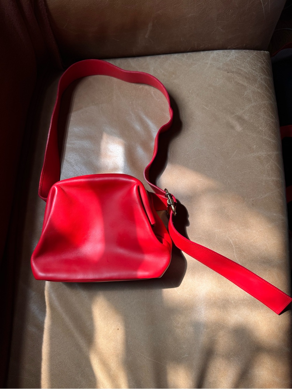 Osoi pecan Red Brot bag leather Crossbody Belt Bag Minimal designer shoulder
